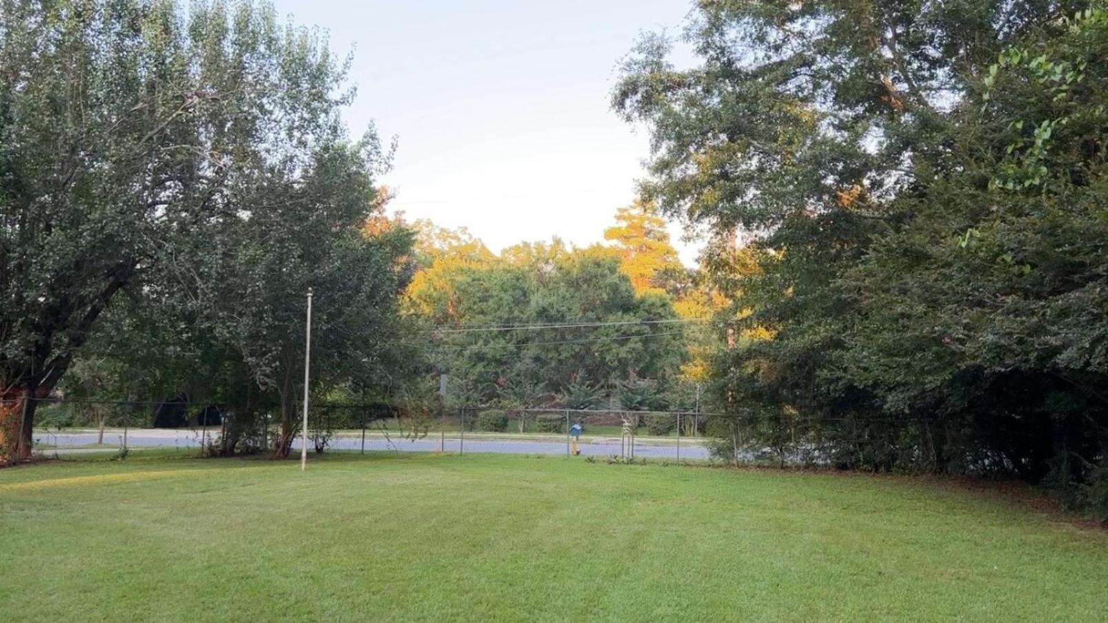 Groups-Hot Tub -Pool- Private-4 Baths Villa Tallahassee Bagian luar foto
